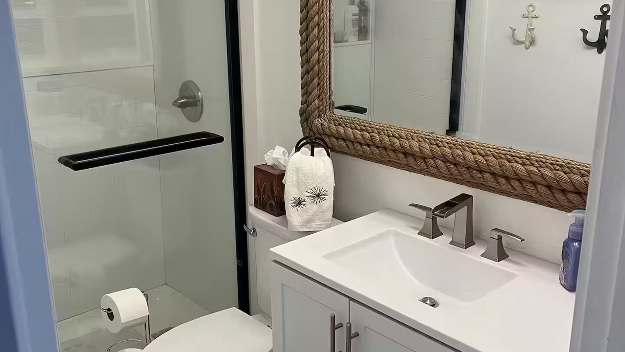 Photo of Bathroom in Algonac