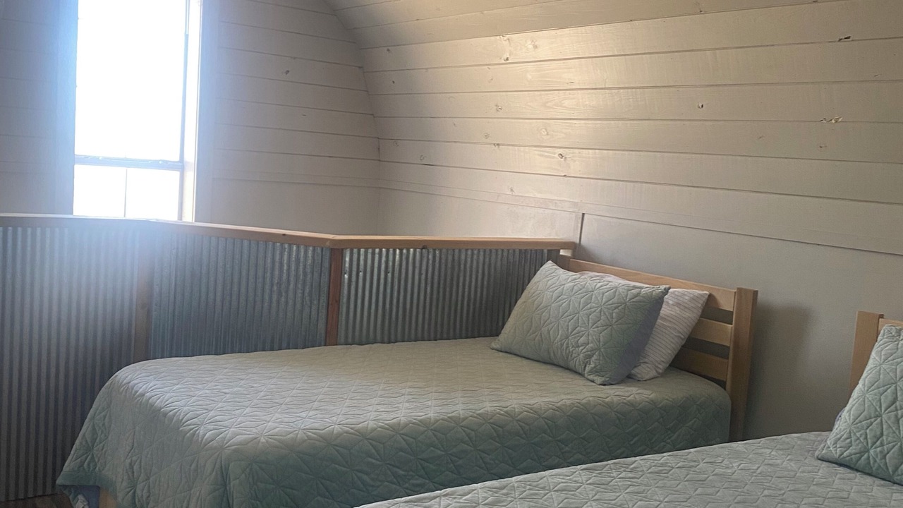 Photo of Bedroom in Mountainburg
