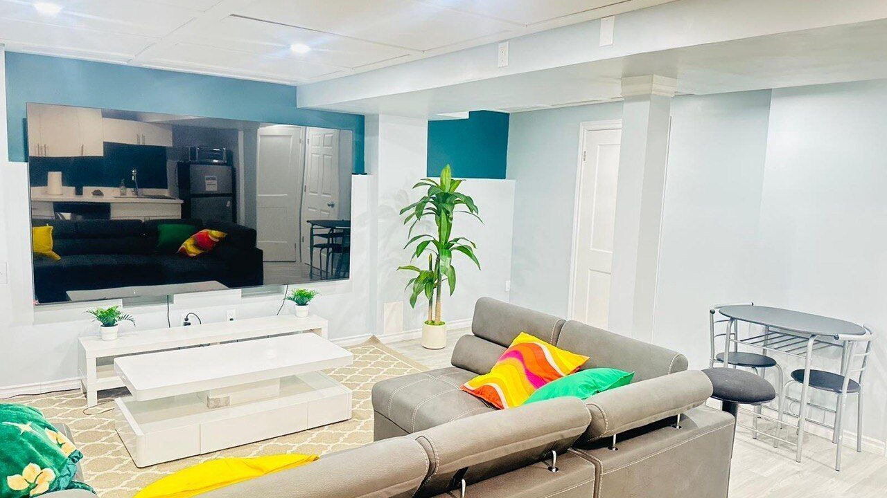 Photo of Livingroom in Durham Region