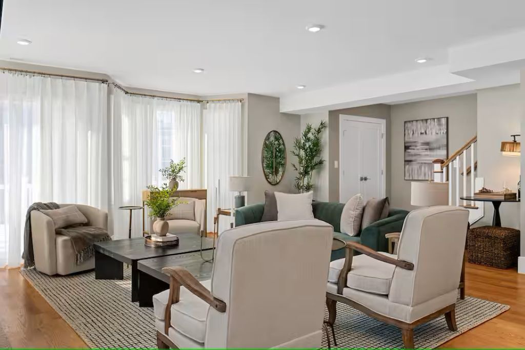Photo of Livingroom in Winter Hill