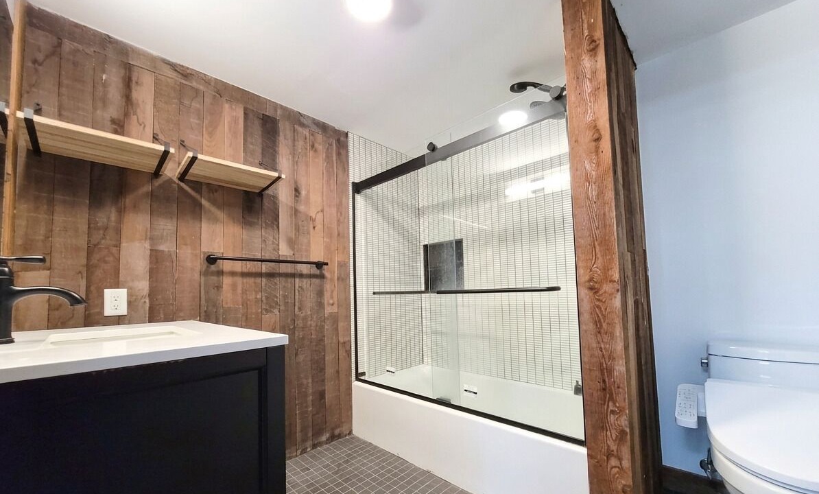 Photo of Bathroom in Roscoe