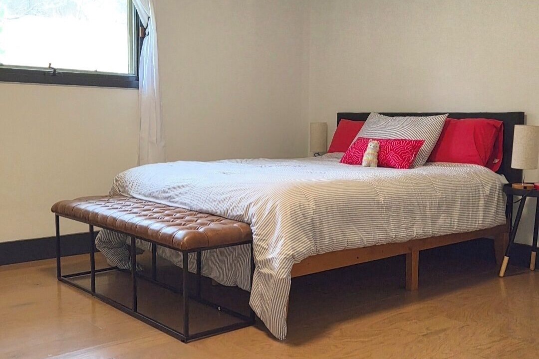 Photo of Bedroom in Roscoe