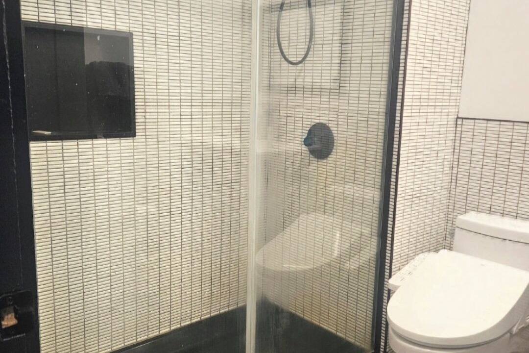 Photo of Bathroom in Roscoe