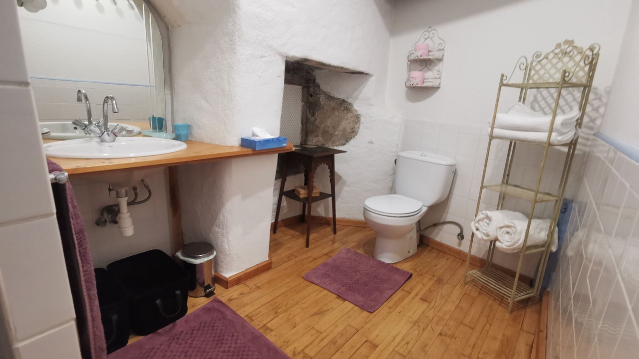Photo of Bathroom in Malons-et-Elze