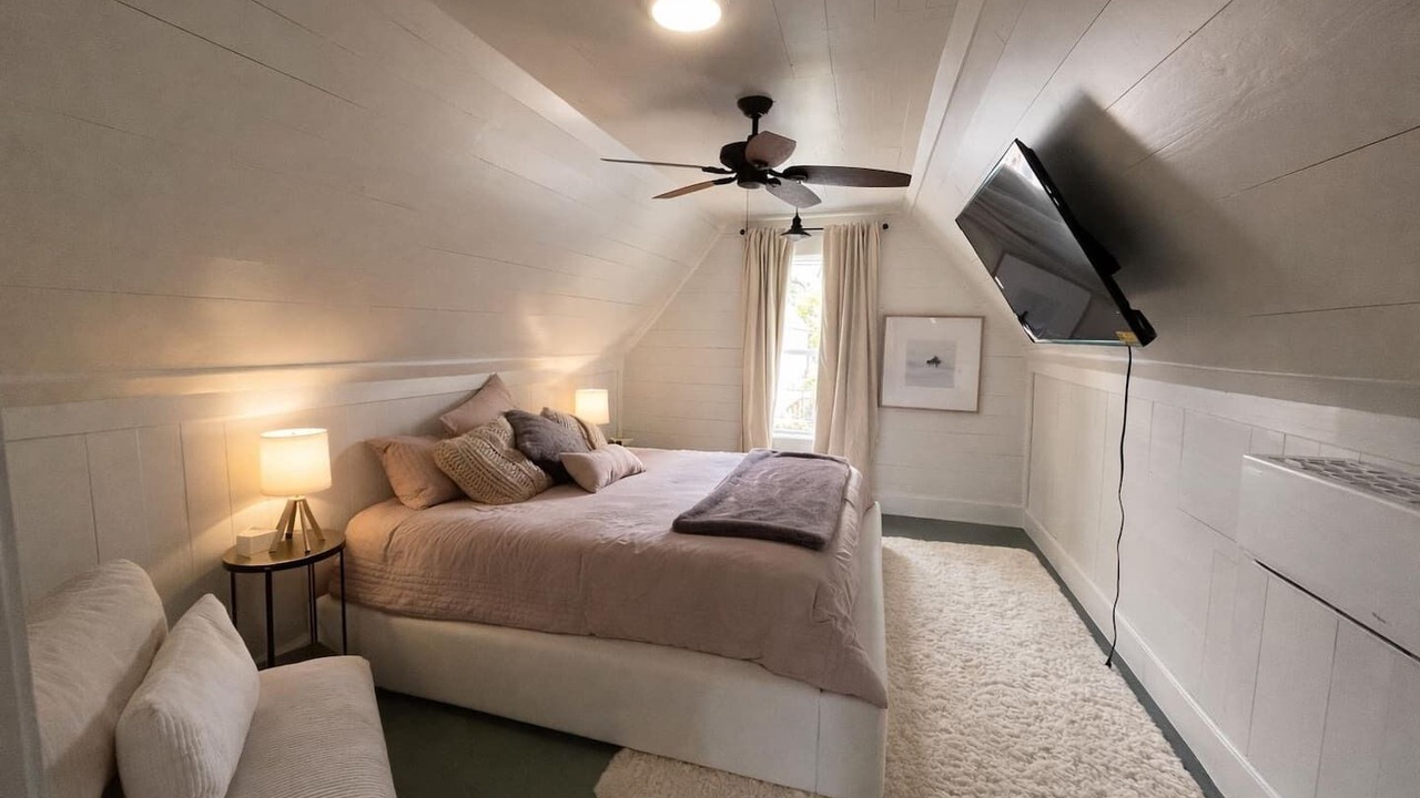 Photo of Bedroom in Garden Oaks