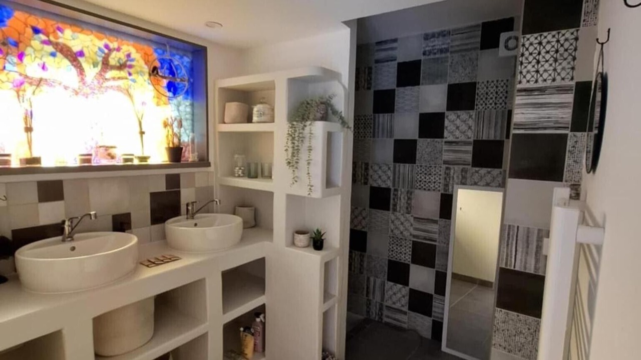 Photo of Bathroom in La Frenaye