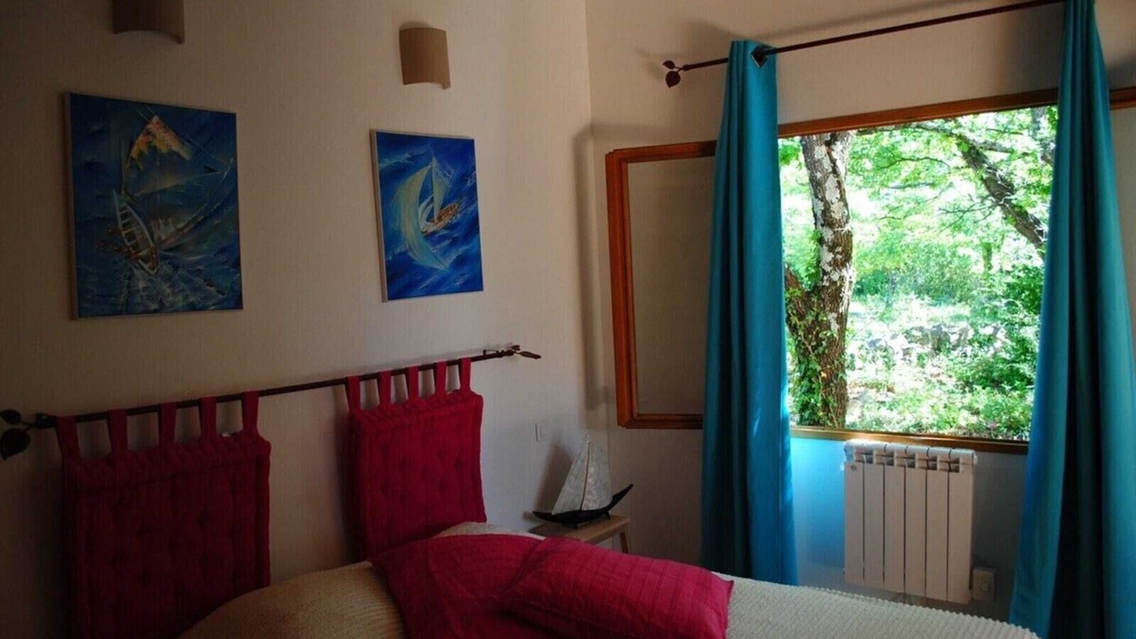 Photo of Bedroom in Saint-Remeze