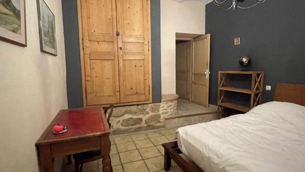 Photo of Bedroom in Caderousse