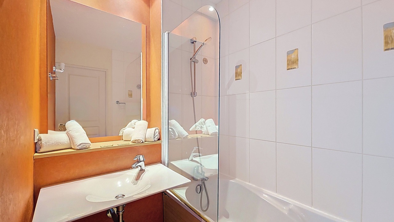 Photo of Bathroom in Amboise