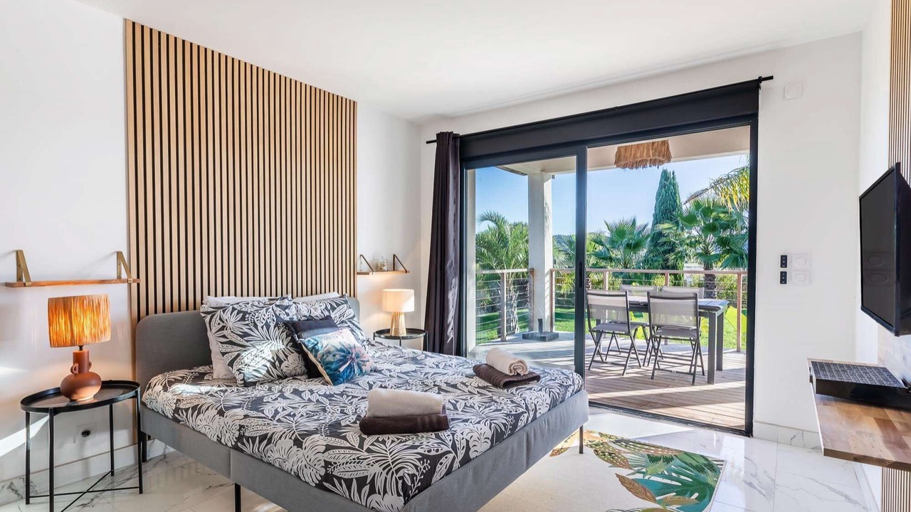 Photo of Bedroom in Plaissan