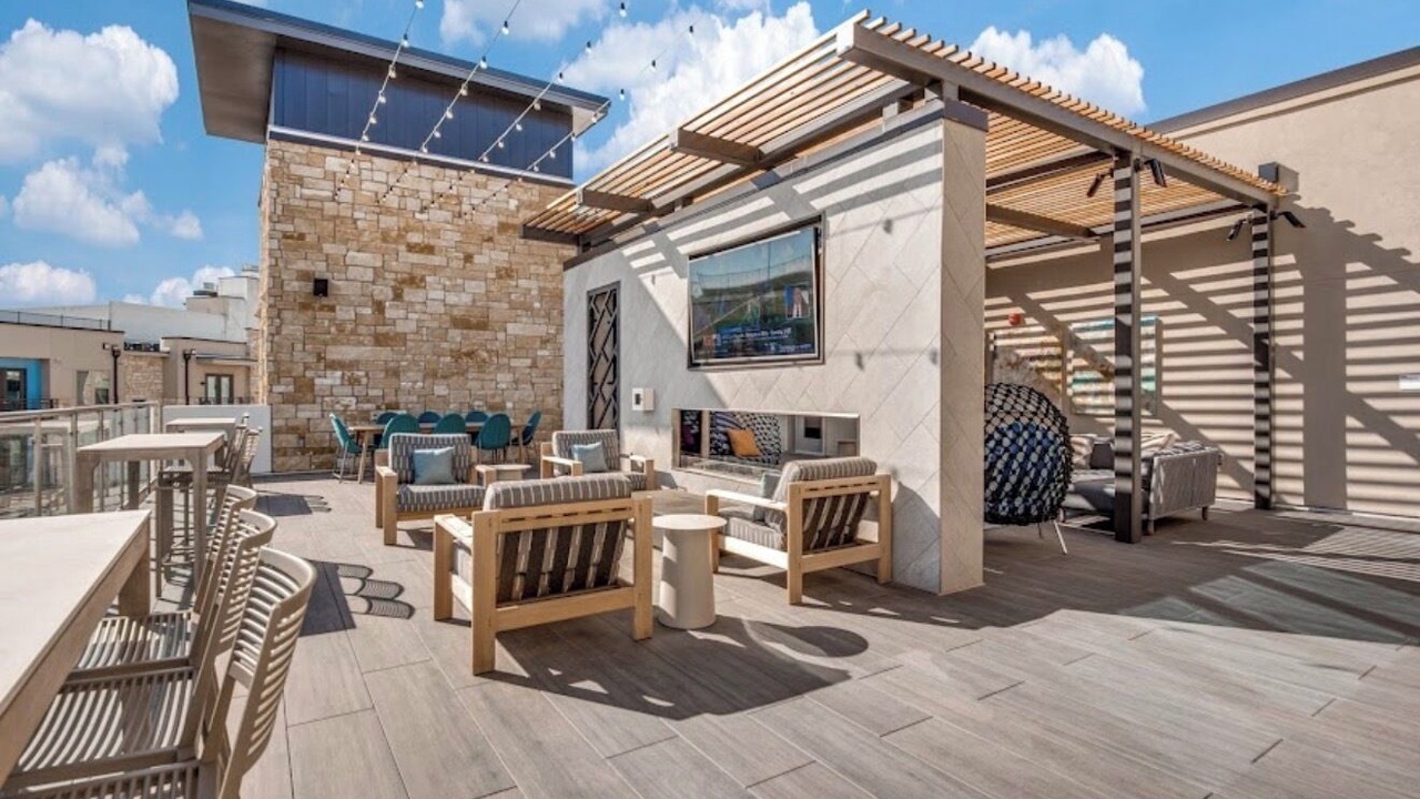 Photo of Outdoor in Addison