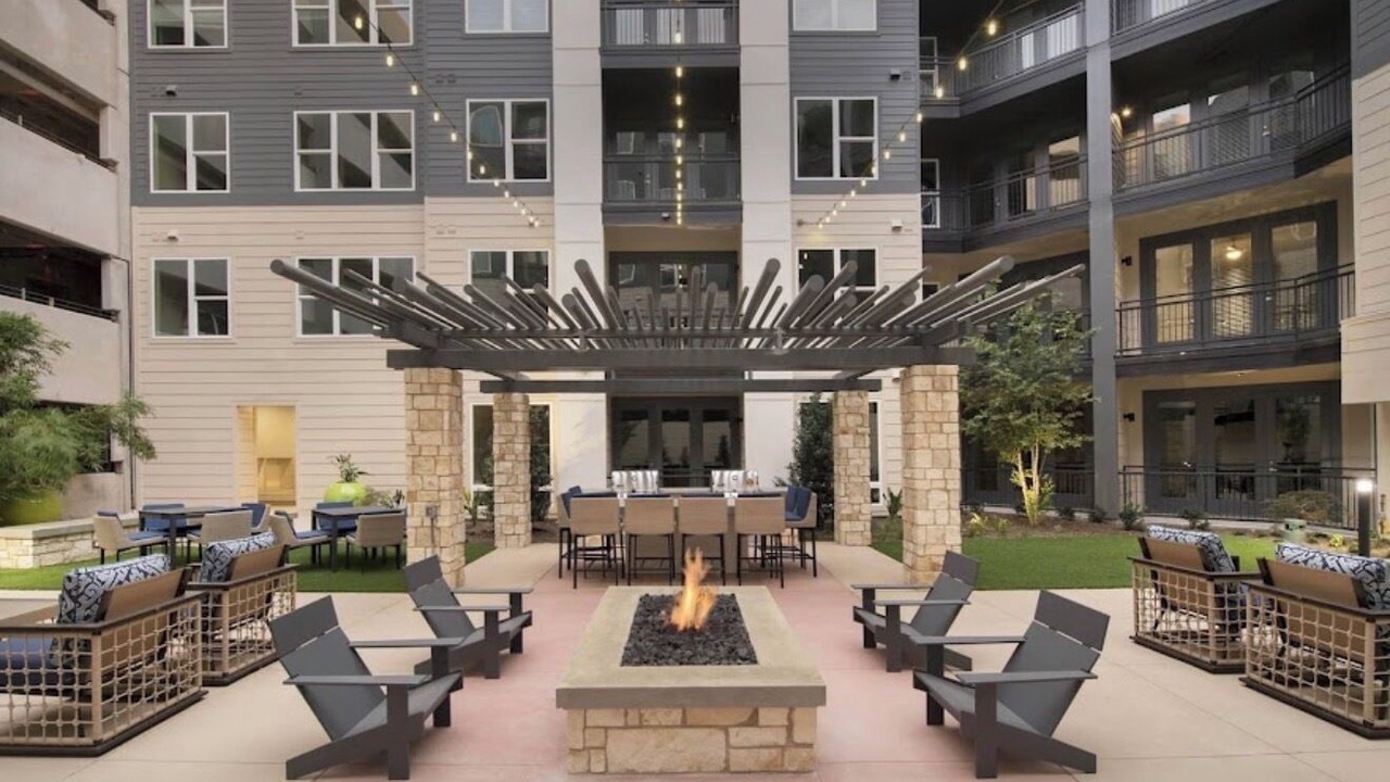 Photo of Outdoor in Addison