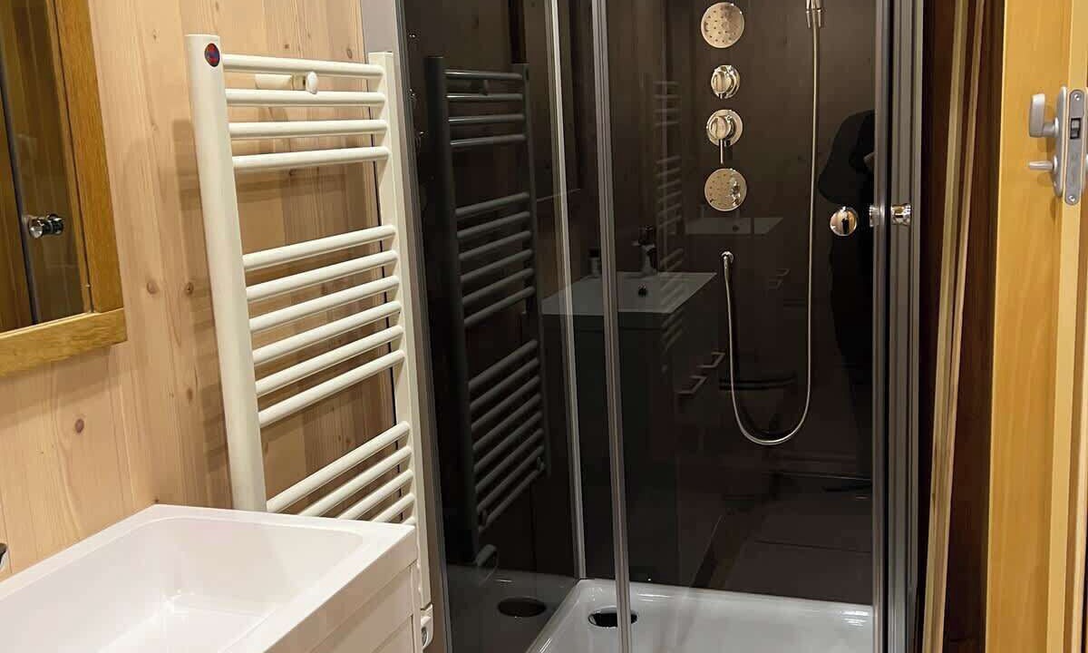 Photo of Bathroom in Saint-Gilles-de-Cretot