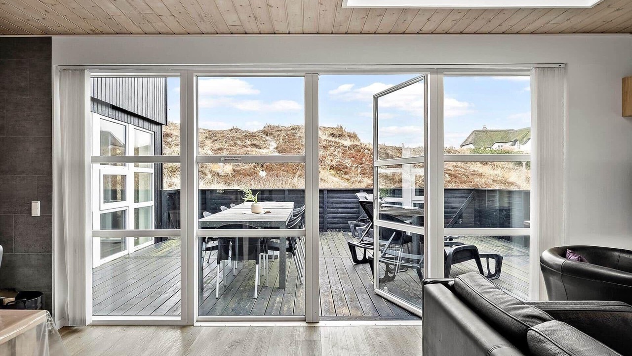 Photo of Others in Houvig Strand