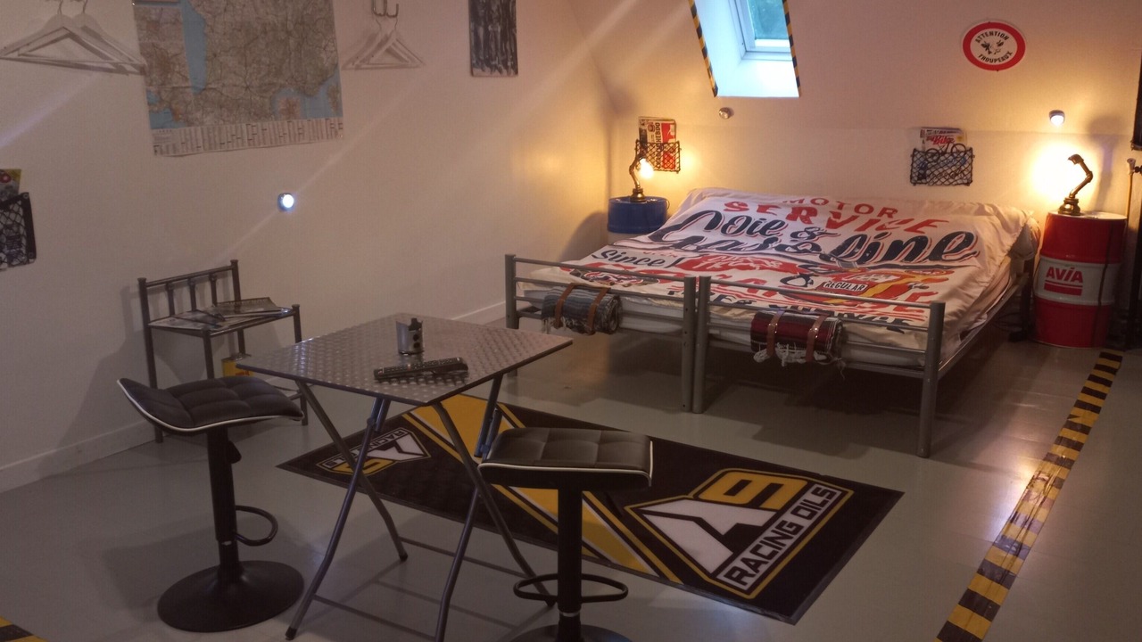 Photo of Bedroom in Saint-Bonnet-de-Salers