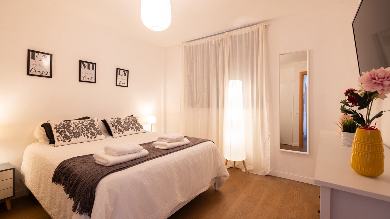 Photo of Bedroom in El Roc de Sant Gaieta