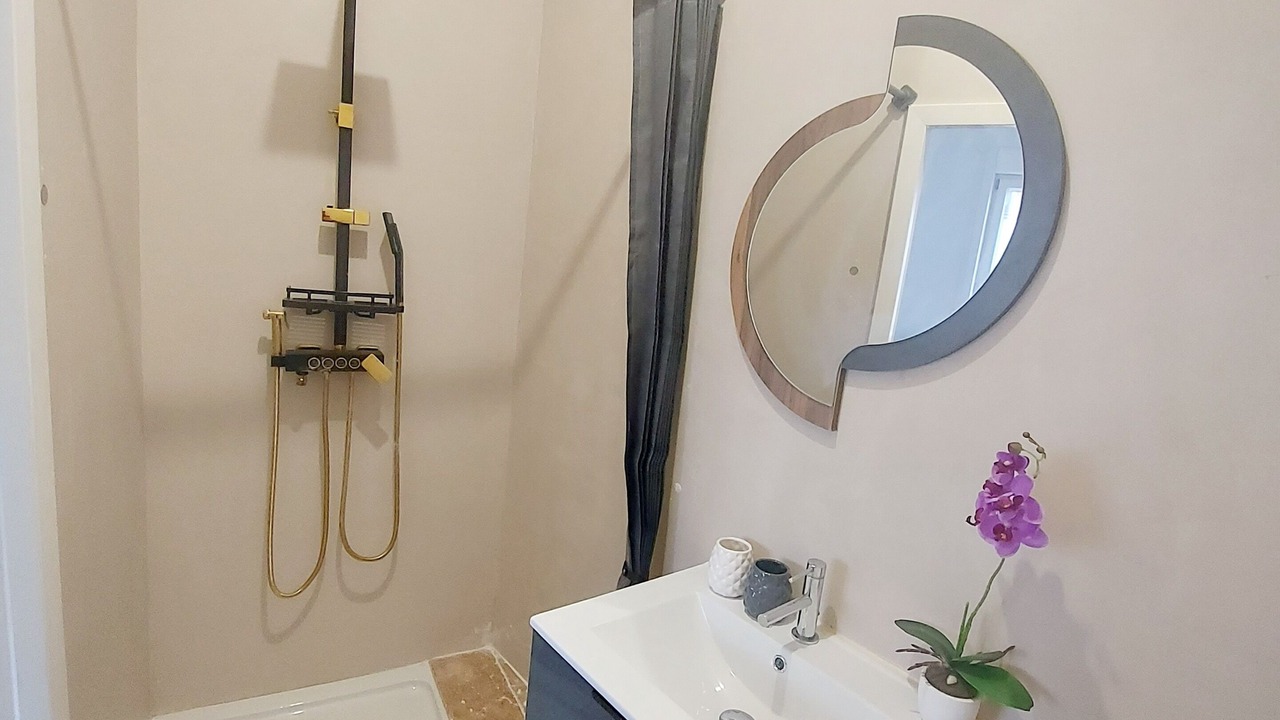 Photo of Bathroom in Russange