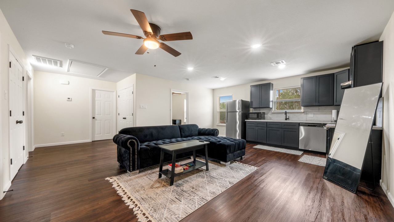 Photo of Livingroom in Central Southwest