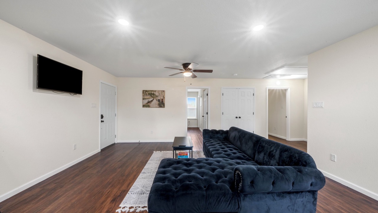 Photo of Livingroom in Central Southwest