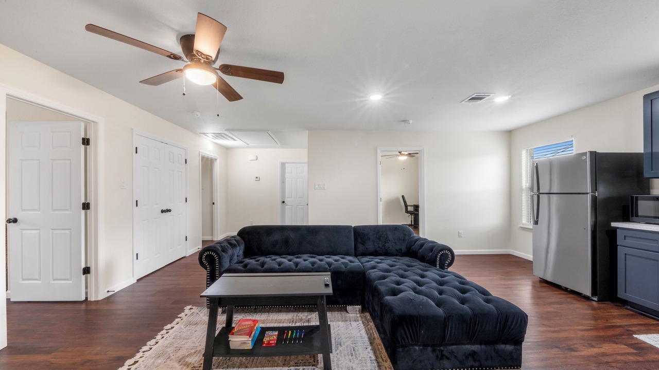 Photo of Livingroom in Central Southwest