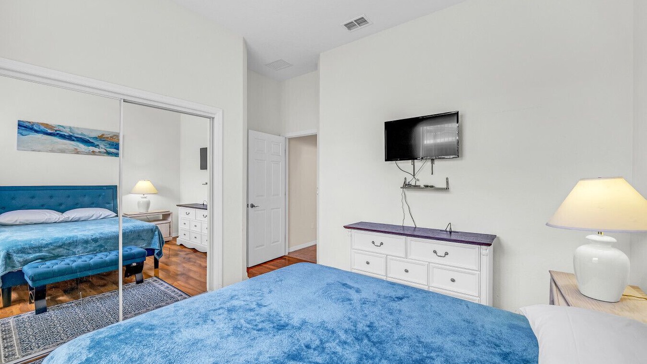 Photo of Bedroom in Fedhaven