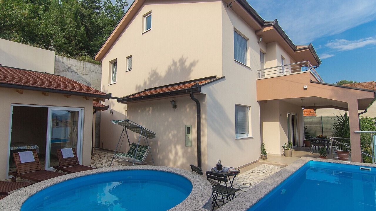 Photo of Outdoor in Dusina