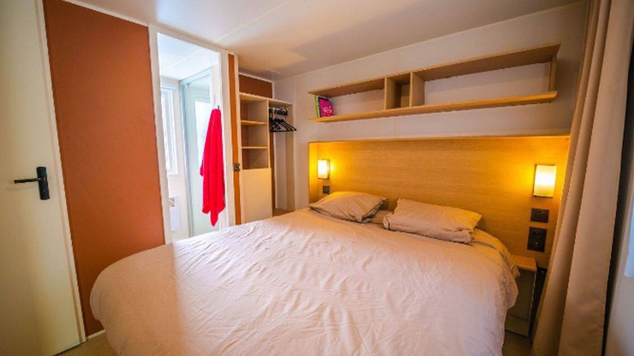 Photo of Bedroom in Balaruc-les-Bains