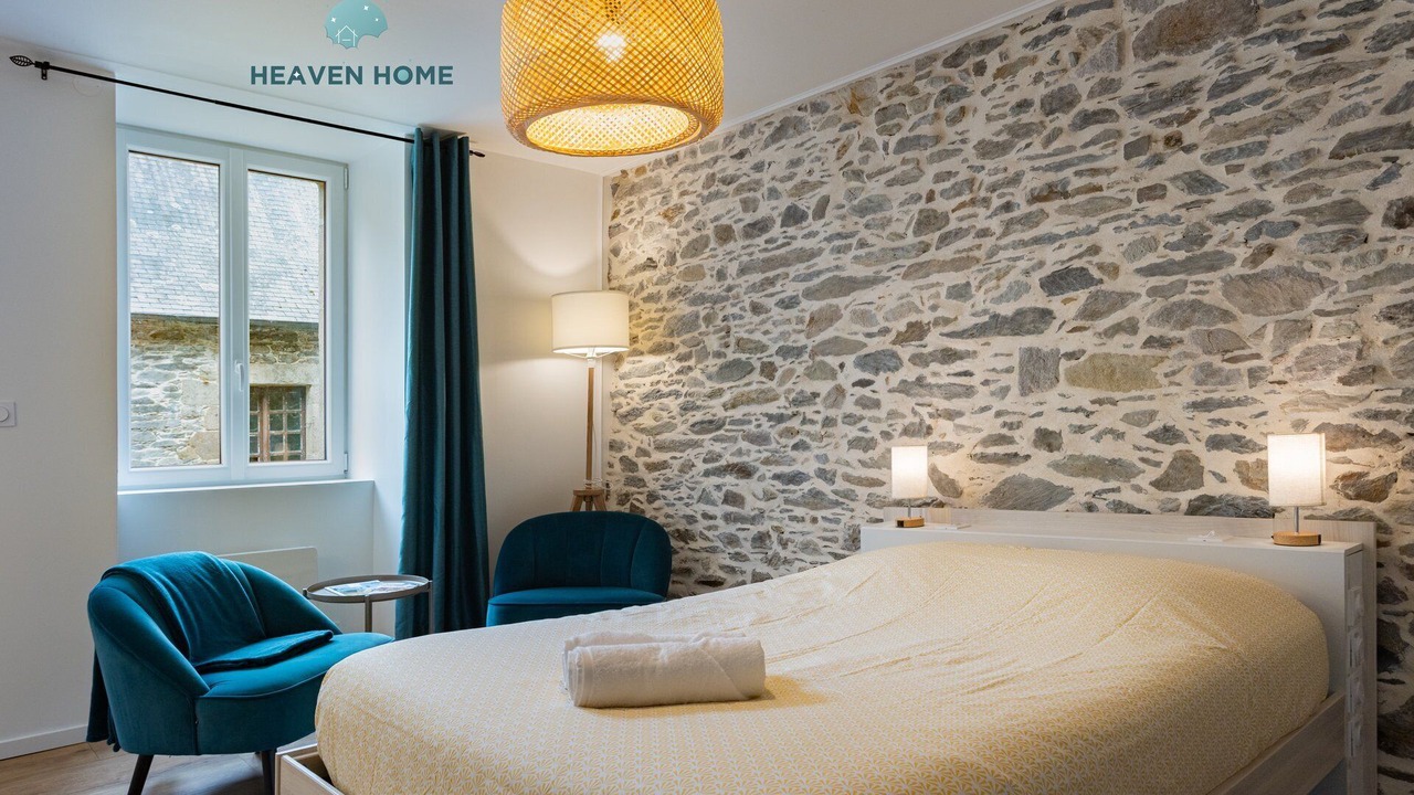 Photo of Bedroom in Treguier