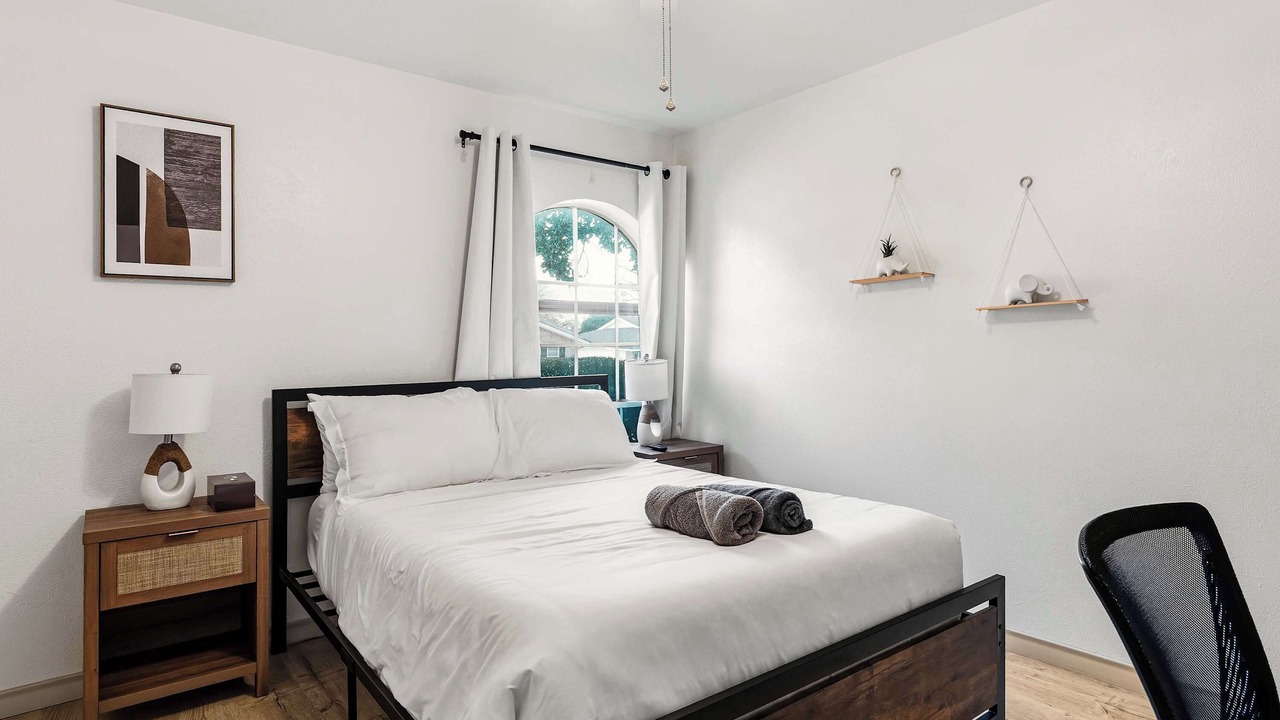 Photo of Bedroom in Far North Dallas