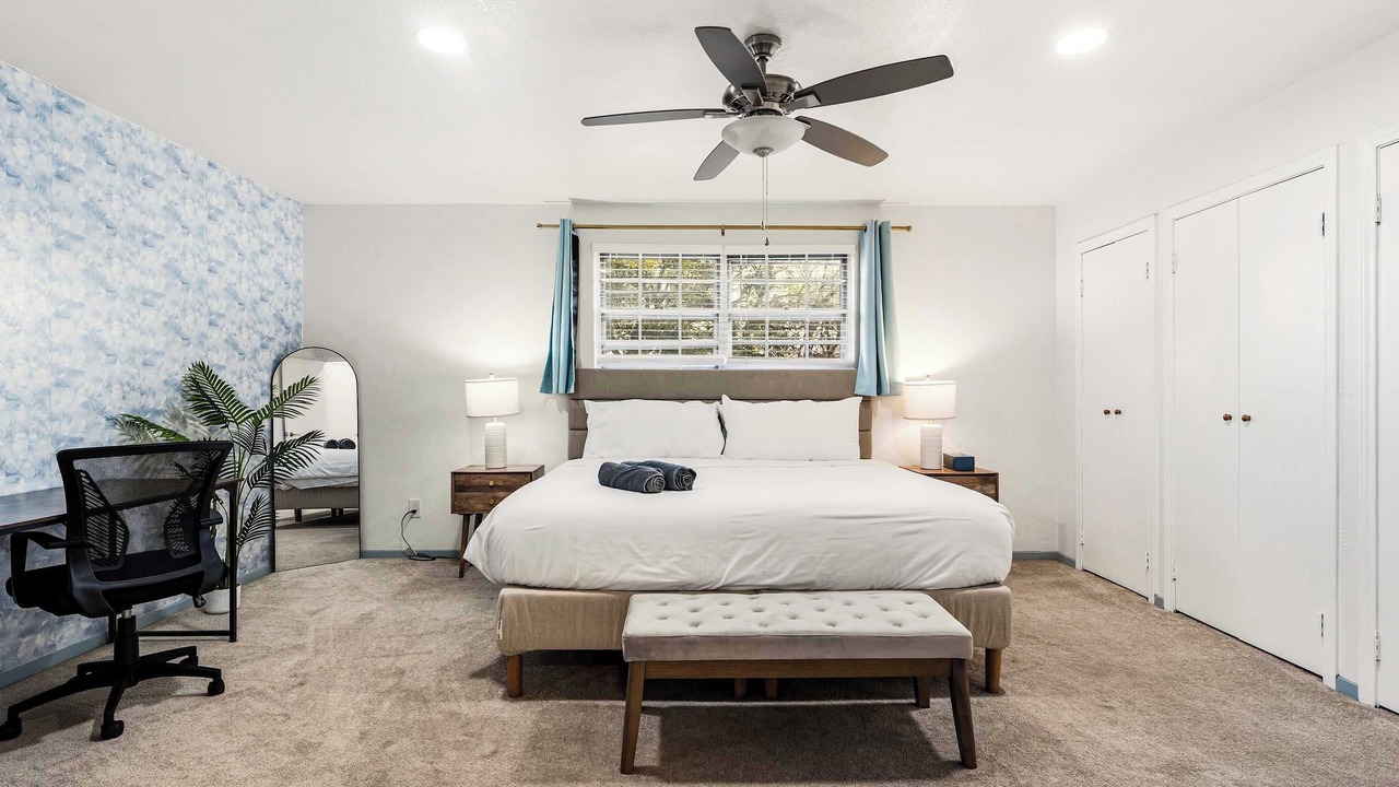 Photo of Bedroom in Far North Dallas