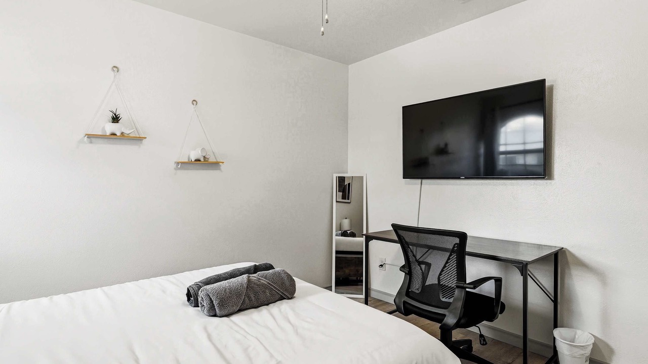 Photo of Bedroom in Far North Dallas