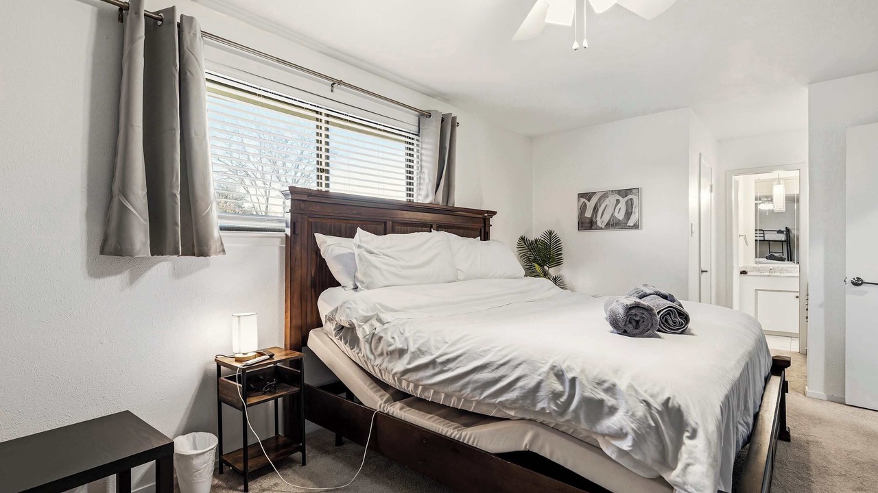 Photo of Bedroom in Far North Dallas