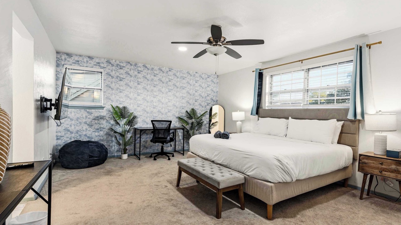 Photo of Bedroom in Far North Dallas