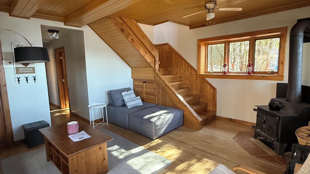 Photo of Livingroom in Coaticook