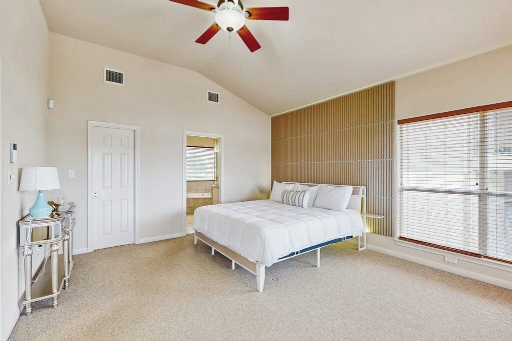 Photo of Bedroom in Highland Lake Estates