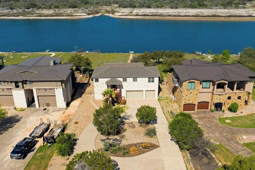 Photo of Outdoor in Highland Lake Estates