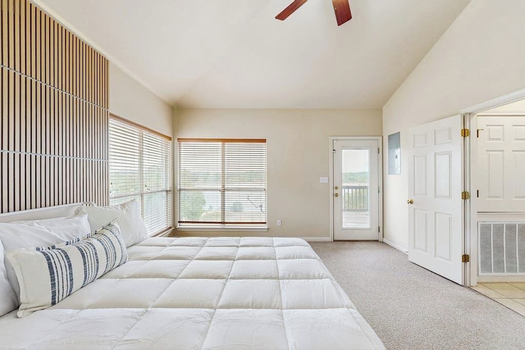 Photo of Bedroom in Highland Lake Estates