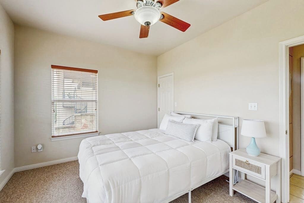 Photo of Bedroom in Highland Lake Estates