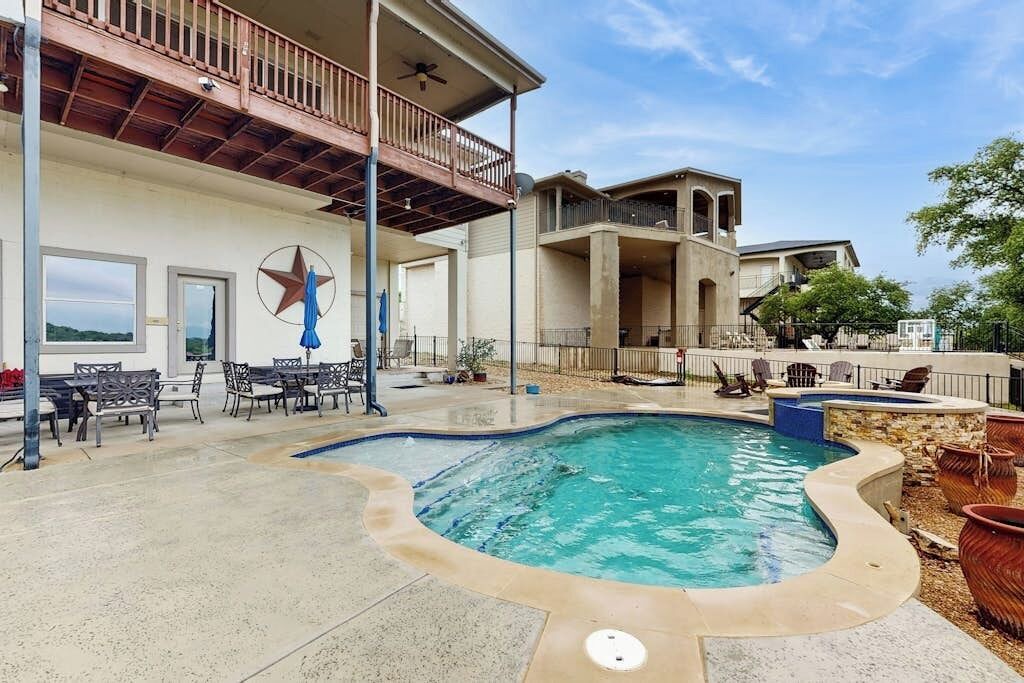Photo of Outdoor in Highland Lake Estates