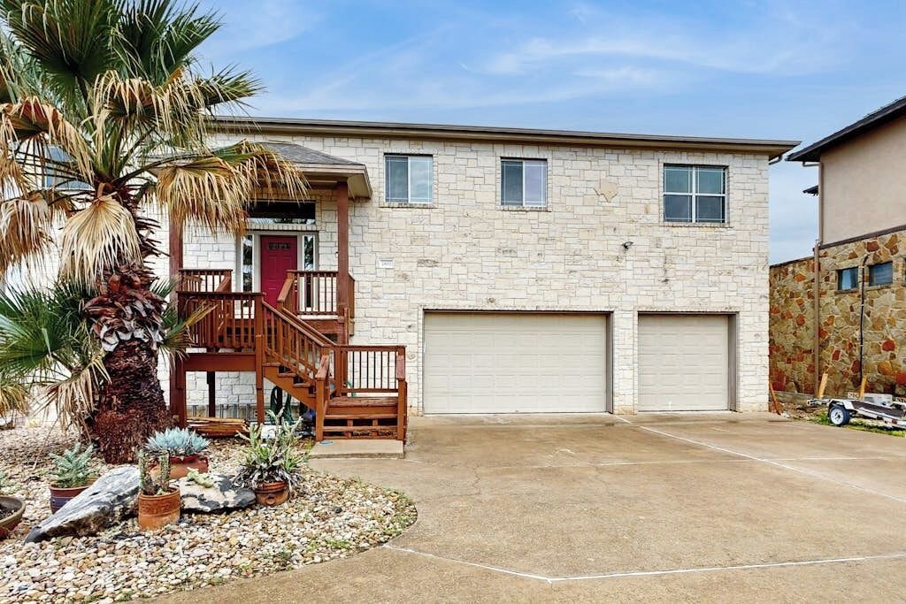 Photo of Outdoor in Highland Lake Estates