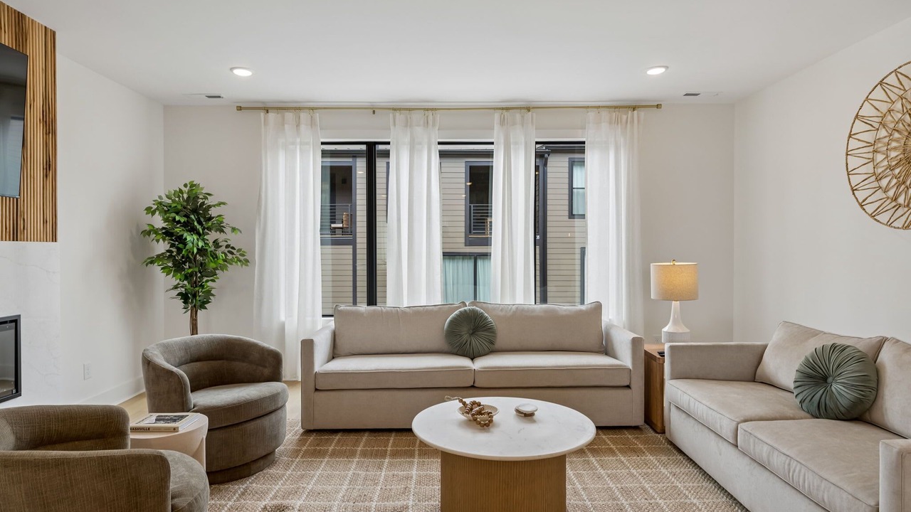 Photo of Bedroom in Hurwood Heights