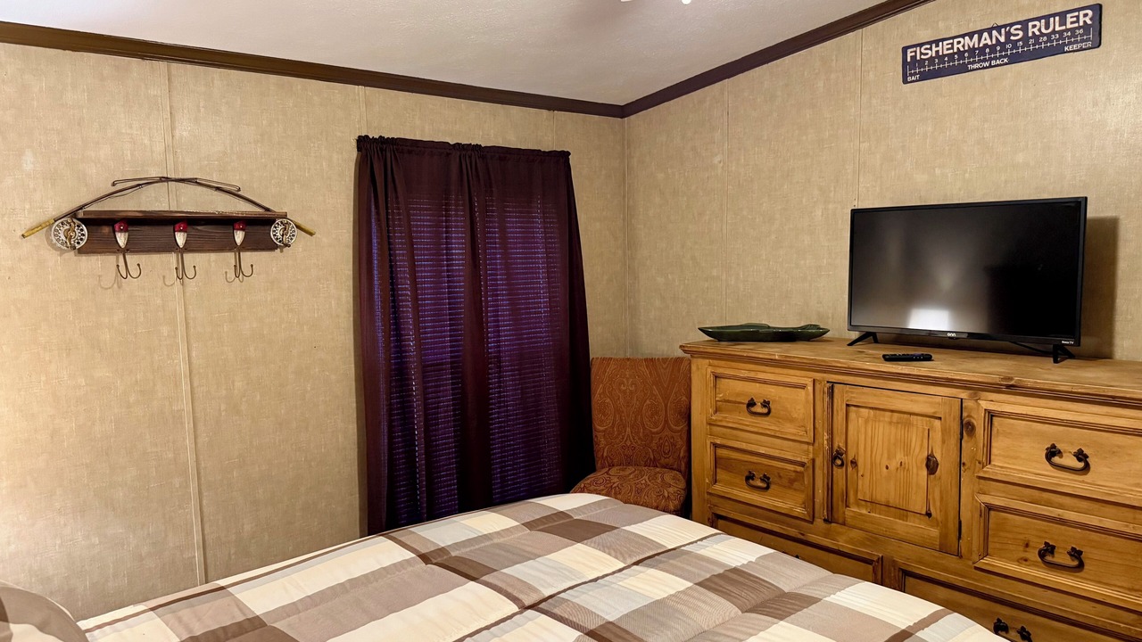 Photo of Bedroom in Baird