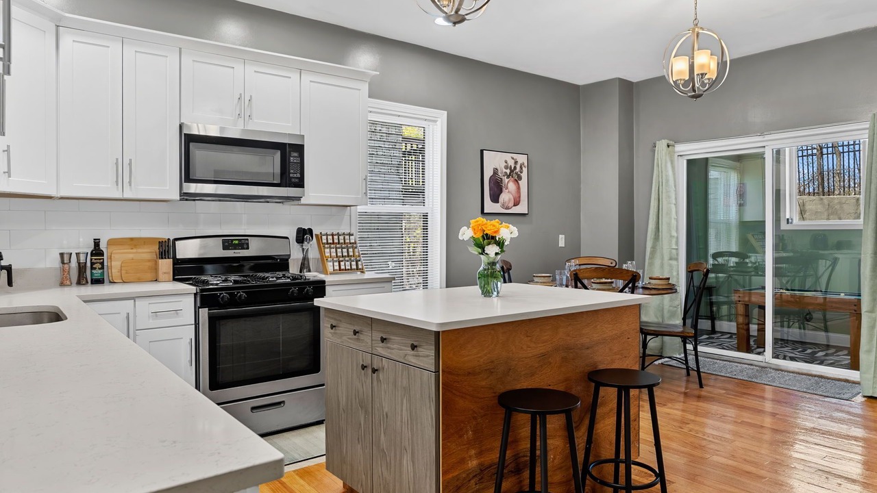 Photo of Kitchen in Dudley - Brunswick King