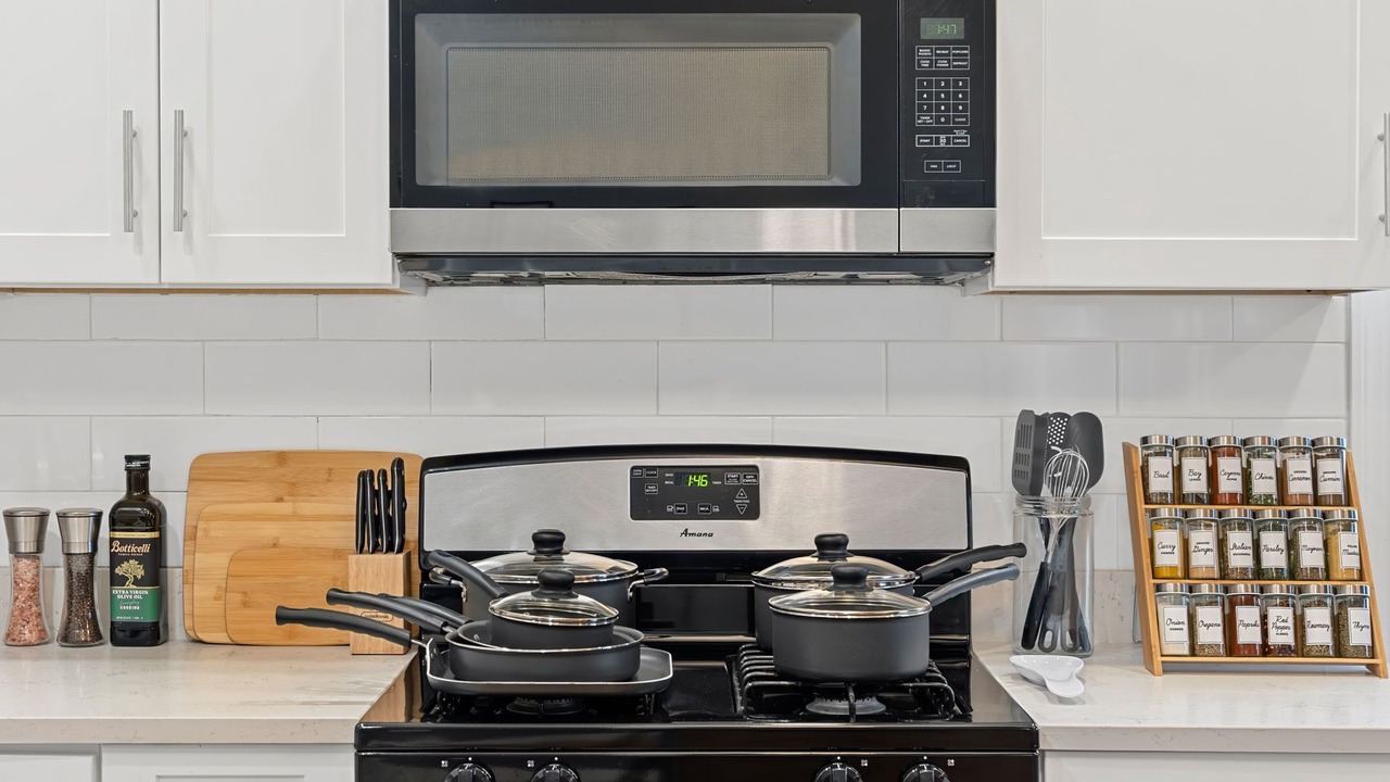 Photo of Kitchen in Dudley - Brunswick King
