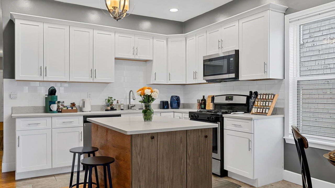Photo of Kitchen in Dudley - Brunswick King