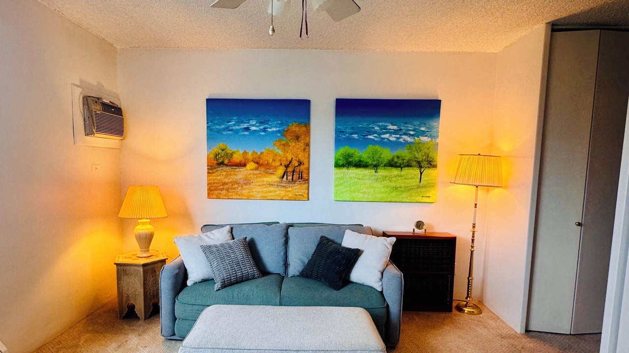 Photo of Livingroom in Skyway