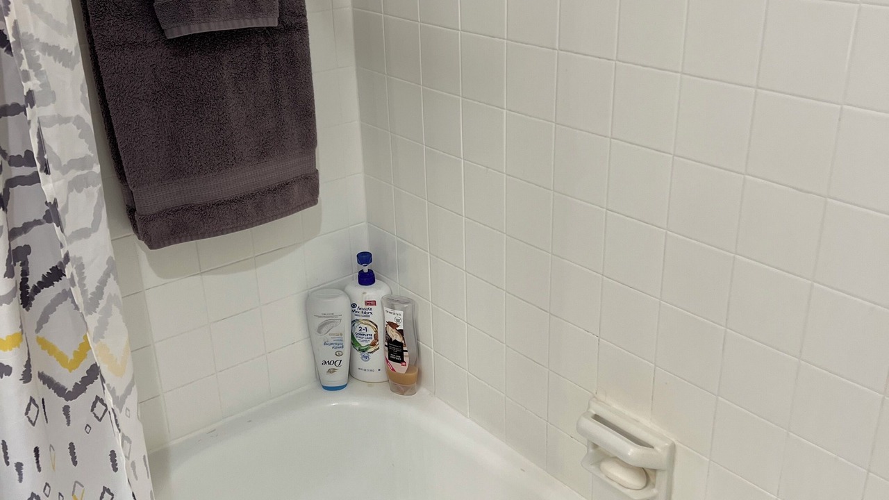 Photo of Bathroom in Lafayette Square