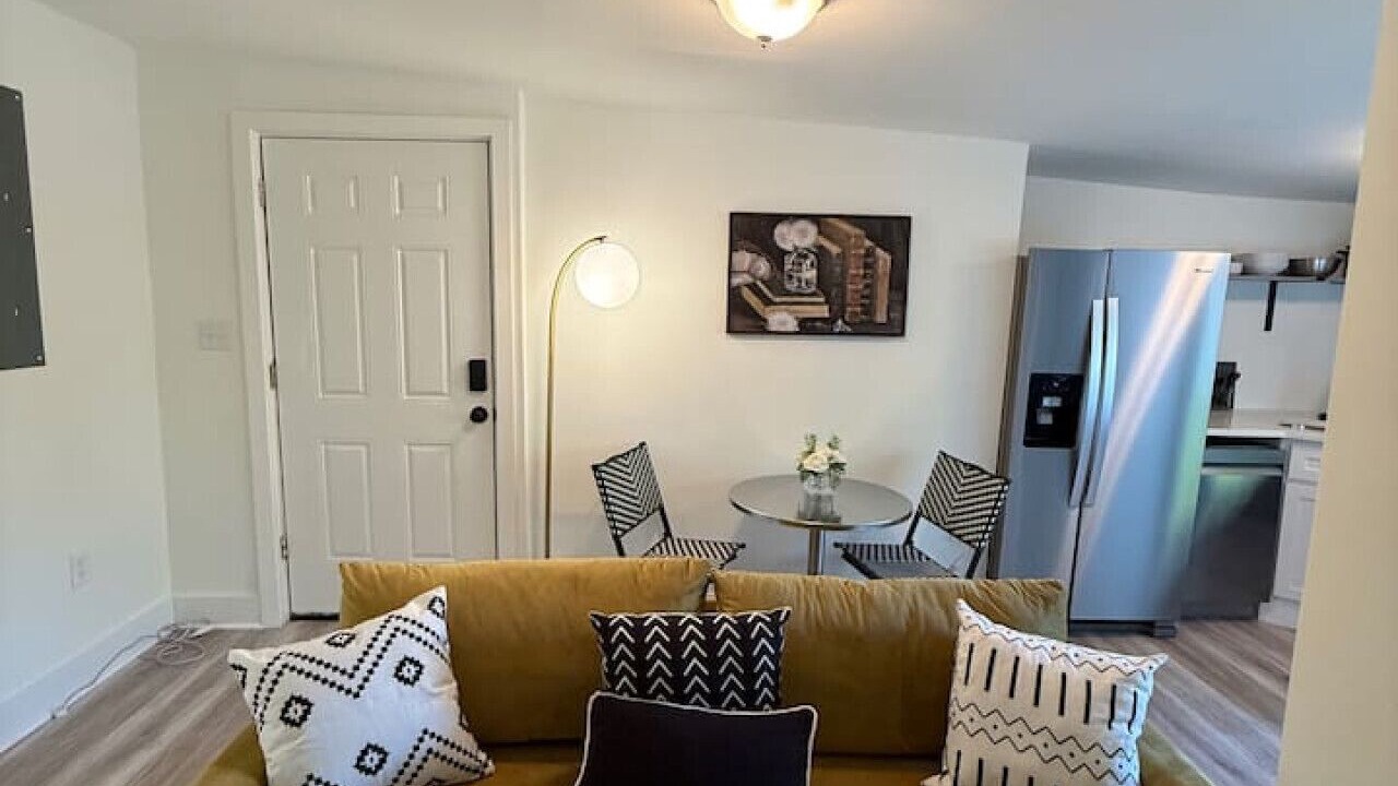 Photo of Livingroom in Benton Park