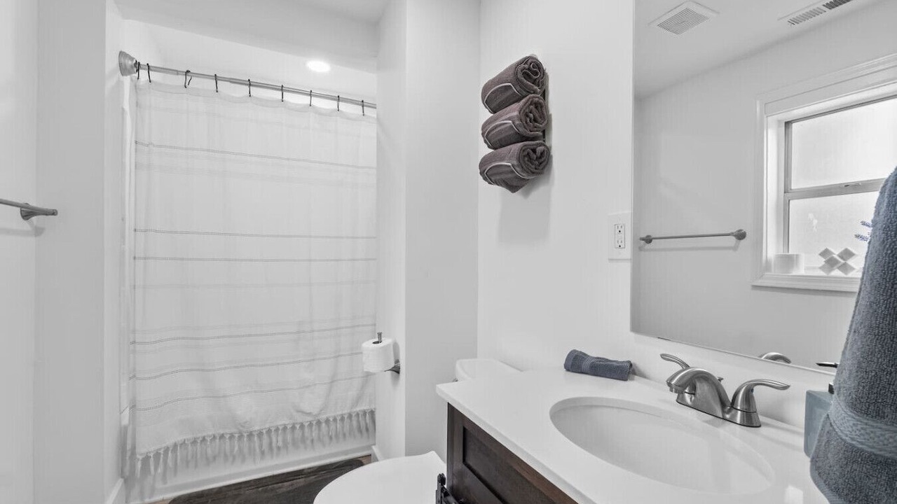 Photo of Bathroom in Benton Park