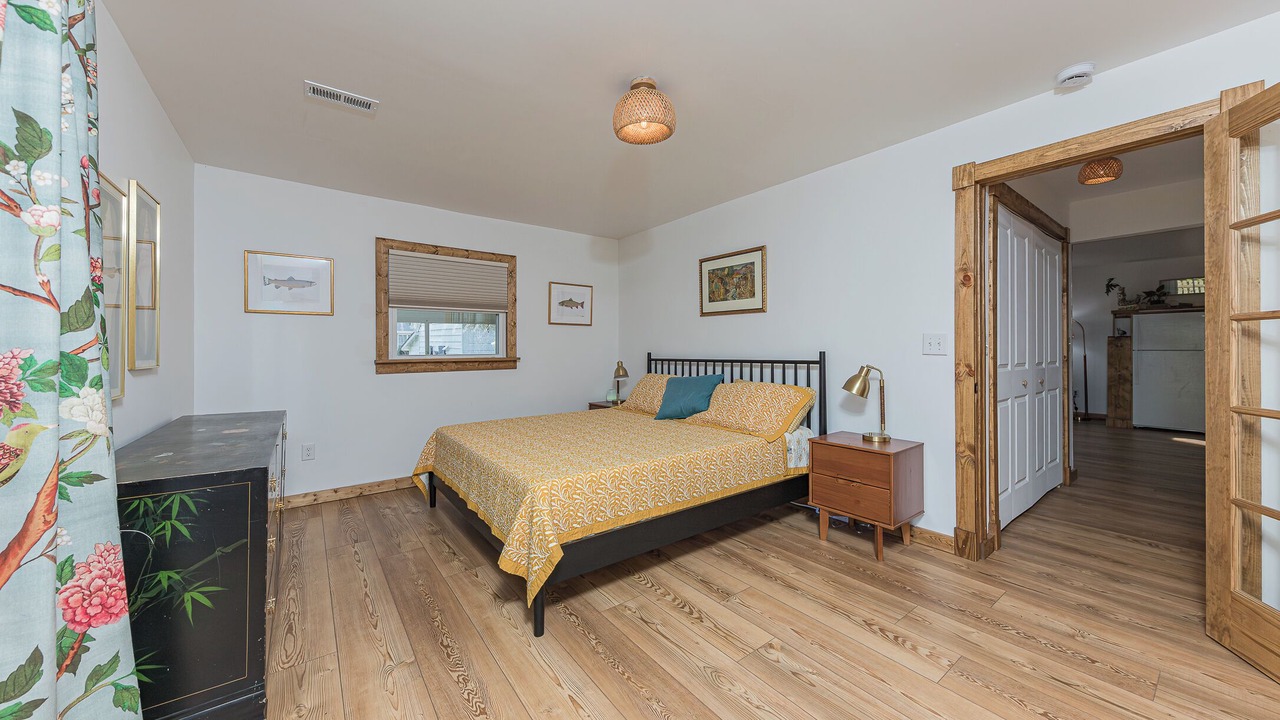 Photo of Bedroom in Swansboro